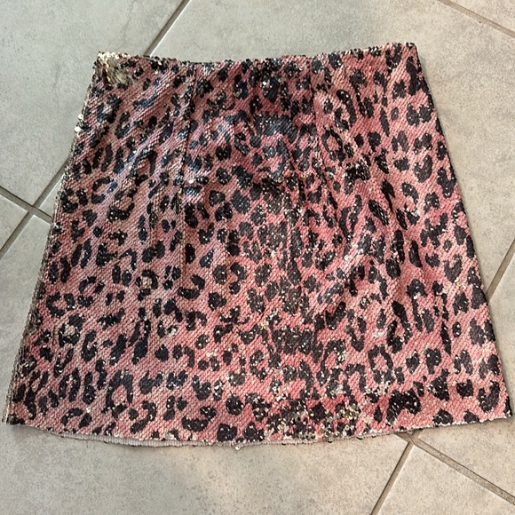 FP One pink sequin leopard print mini skirt - Picture 2 of 3